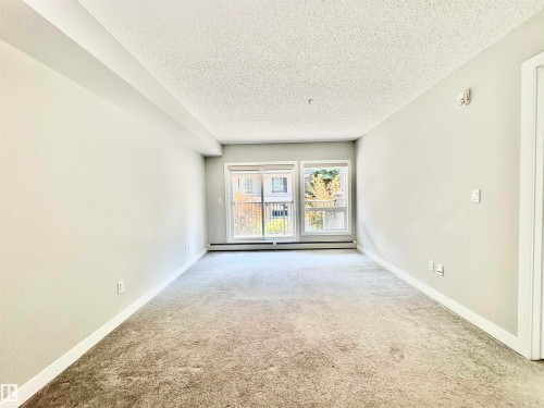 #111 11511 27 Av Nw, Edmonton, AB - Indoor Photo Showing Other Room