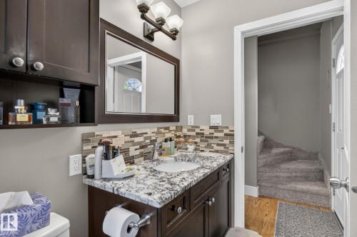 10108 144 Street Nw, Edmonton, AB - Indoor Photo Showing Bathroom