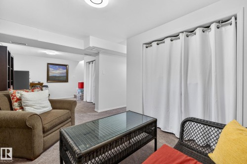 10108 144 Street Nw, Edmonton, AB - Indoor