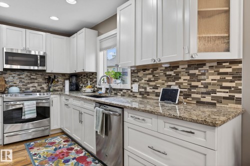 10108 144 Street Nw, Edmonton, AB - Indoor Photo Showing Kitchen With Upgraded Kitchen