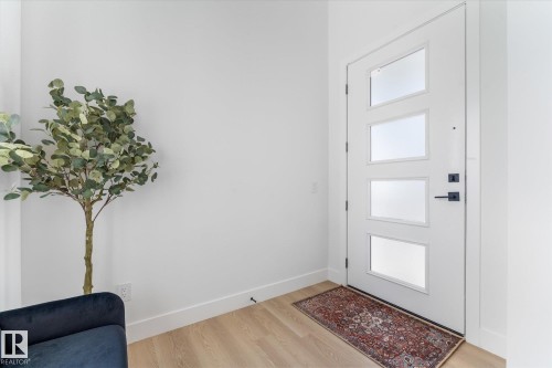12 Cobblestone Gate, Spruce Grove, AB - Indoor Photo Showing Other Room