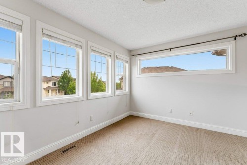 3545 11 Street Nw, Edmonton, AB - Indoor Photo Showing Other Room