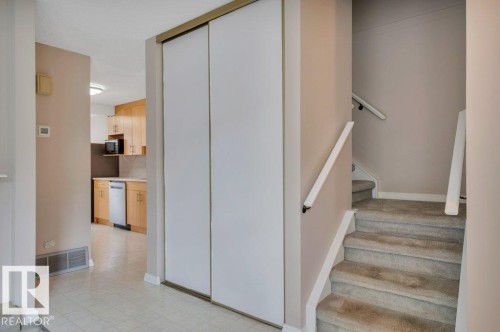 #22 1651 46 St Nw, Edmonton, AB - Indoor Photo Showing Other Room