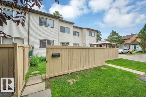 #22 1651 46 St Nw, Edmonton, AB - Outdoor