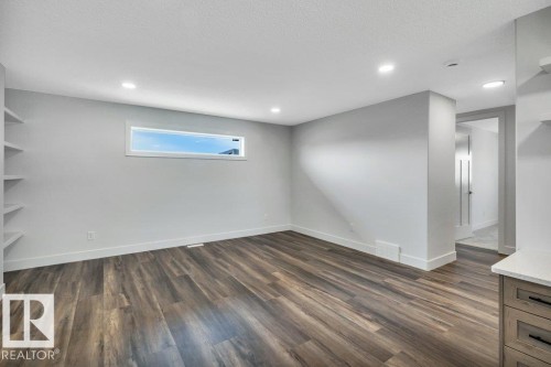 13 Hillwood Terrace, Spruce Grove, AB - Indoor Photo Showing Other Room