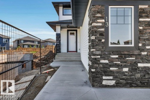 13 Hillwood Terrace, Spruce Grove, AB - Outdoor