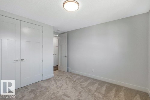 13 Hillwood Terrace, Spruce Grove, AB - Indoor Photo Showing Other Room
