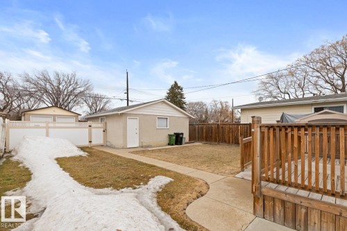 12044 50 Street Nw, Edmonton, AB - Outdoor
