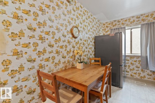 12044 50 Street Nw, Edmonton, AB - Indoor Photo Showing Dining Room