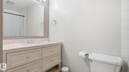 7 Beechmont Avenue, Spruce Grove, AB - Indoor Photo Showing Bathroom