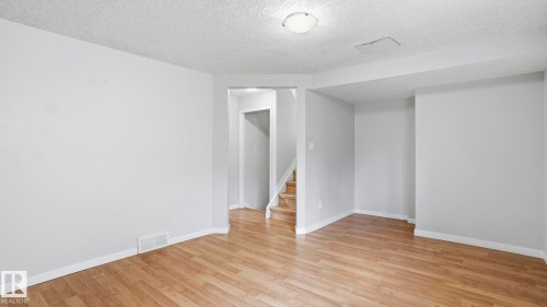 7 Beechmont Avenue, Spruce Grove, AB - Indoor Photo Showing Other Room