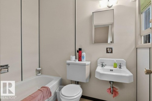 #506 54411 Rge Road 40, Rural Lac Ste. Anne County, AB - Indoor Photo Showing Bathroom