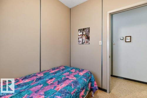 #506 54411 Rge Road 40, Rural Lac Ste. Anne County, AB - Indoor Photo Showing Bedroom