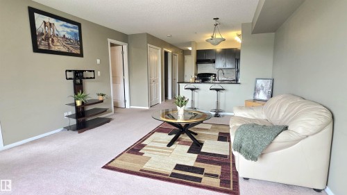 #310 5370 Chappelle Rd Sw Sw, Edmonton, AB - Indoor
