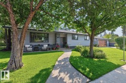 4631 113A Street NW  Edmonton, AB T6H 1A1
