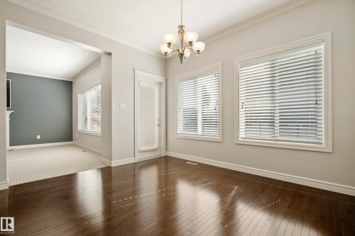 8385 Shaske Crescent Nw, Edmonton, AB - Indoor Photo Showing Other Room