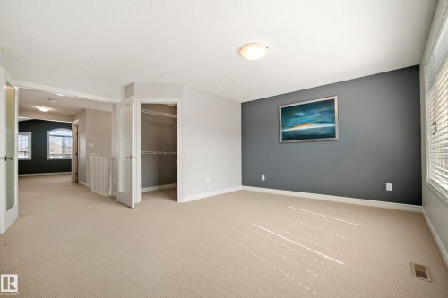 8385 Shaske Crescent Nw, Edmonton, AB - Indoor Photo Showing Other Room