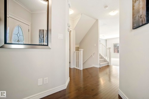 8385 Shaske Crescent Nw, Edmonton, AB - Indoor Photo Showing Other Room