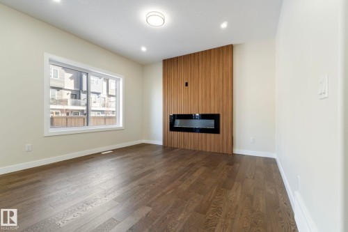 5736 176 Avenue Nw, Edmonton, AB - Indoor With Fireplace
