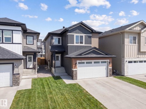 5736 176 Avenue Nw, Edmonton, AB - Outdoor With Facade