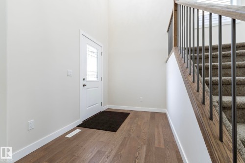 5736 176 Avenue Nw, Edmonton, AB - Indoor Photo Showing Other Room