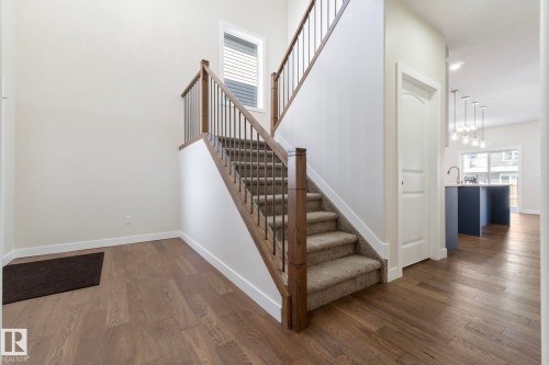 5736 176 Avenue Nw, Edmonton, AB - Indoor Photo Showing Other Room