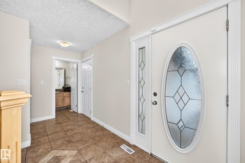 16619 72 Street Nw, Edmonton, AB - Indoor Photo Showing Other Room