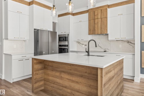 21 Sorel Avenue, Beaumont, AB - Indoor Photo Showing Kitchen With Upgraded Kitchen