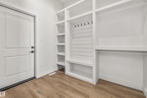21 Sorel Avenue, Beaumont, AB - Indoor Photo Showing Other Room