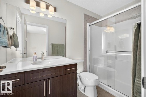 100 Meadowland Crescent, Spruce Grove, AB - Indoor Photo Showing Bathroom