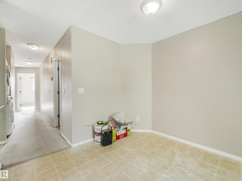 12027 105 Street Nw, Edmonton, AB - Indoor Photo Showing Other Room
