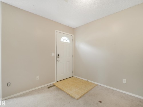 12027 105 Street Nw, Edmonton, AB - Indoor Photo Showing Other Room