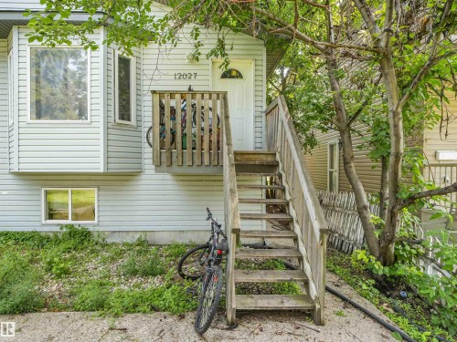 12027 105 Street Nw, Edmonton, AB - Outdoor