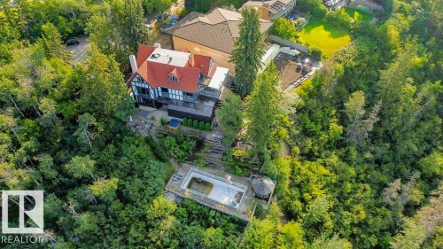 8638 Saskatchewan Drive Nw, Edmonton, AB - Outdoor