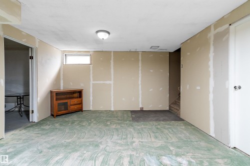 269 Centennial Drive, Wetaskiwin, AB - Indoor Photo Showing Other Room