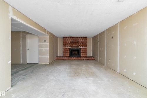 269 Centennial Drive, Wetaskiwin, AB - Indoor With Fireplace