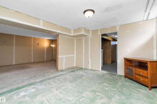 269 Centennial Drive, Wetaskiwin, AB - Indoor Photo Showing Other Room