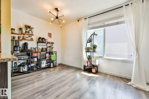 3019 151 Avenue Nw, Edmonton, AB - Indoor Photo Showing Other Room
