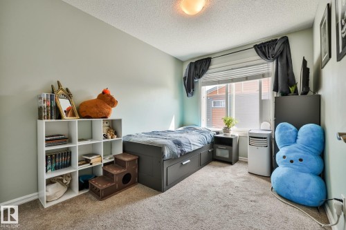 3019 151 Avenue Nw, Edmonton, AB - Indoor Photo Showing Bedroom