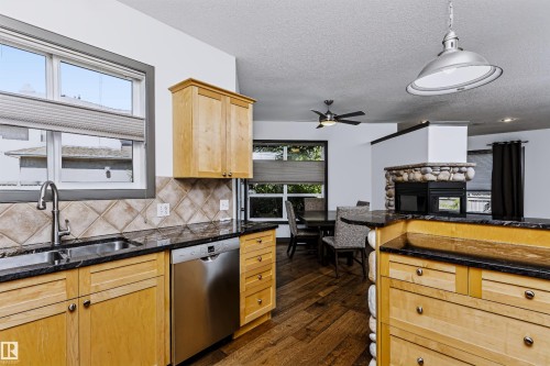 536 Highland Drive, Sherwood Park, AB - Indoor Photo Showing Kitchen With Double Sink
