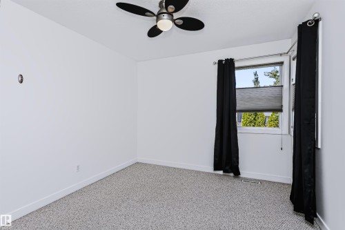 536 Highland Drive, Sherwood Park, AB - Indoor Photo Showing Other Room