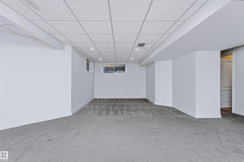 536 Highland Drive, Sherwood Park, AB - Indoor Photo Showing Other Room