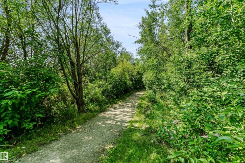 536 Highland Drive, Sherwood Park, AB - Outdoor