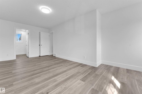 336 Wild Rose Way Nw, Edmonton, AB - Indoor Photo Showing Other Room