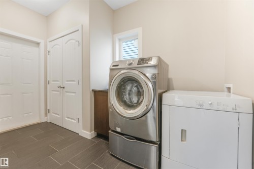 13525 162A Avenue Nw, Edmonton, AB - Indoor Photo Showing Laundry Room