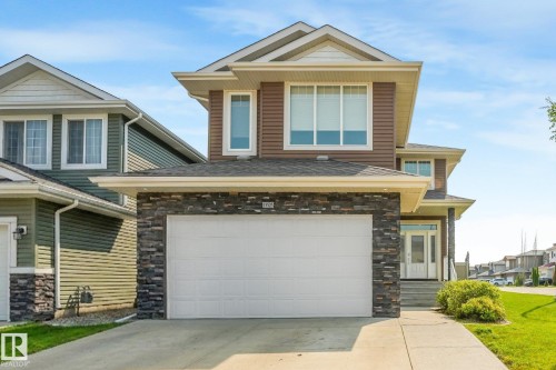 13525 162A Avenue Nw, Edmonton, AB - Outdoor With Facade