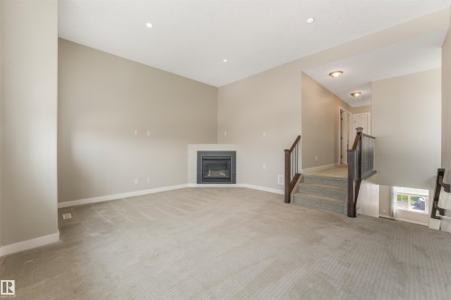 13525 162A Avenue Nw, Edmonton, AB - Indoor With Fireplace