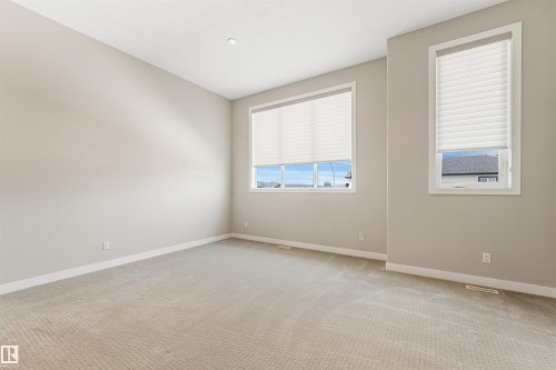 13525 162A Avenue Nw, Edmonton, AB - Indoor Photo Showing Other Room