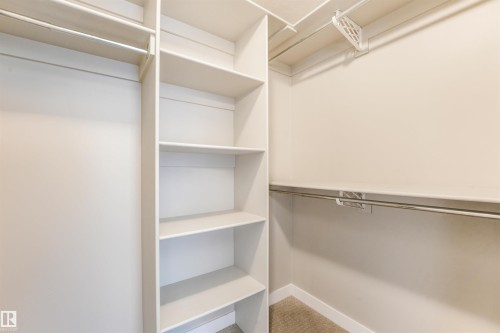 13525 162A Avenue Nw, Edmonton, AB - Indoor With Storage