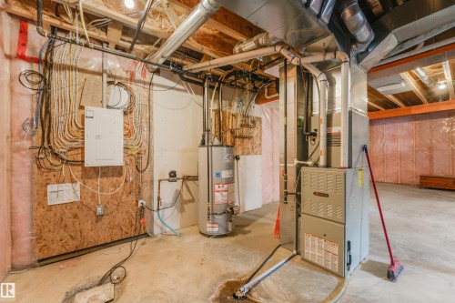 13525 162A Avenue Nw, Edmonton, AB - Indoor Photo Showing Basement